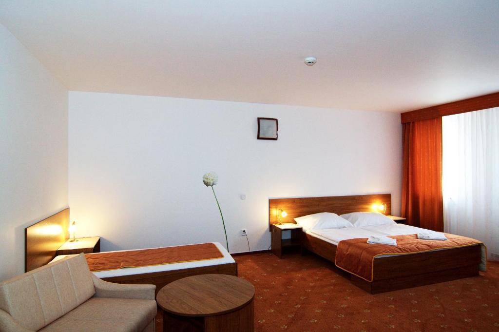 Hotel Pod Sluncem Třebíz Rum bild