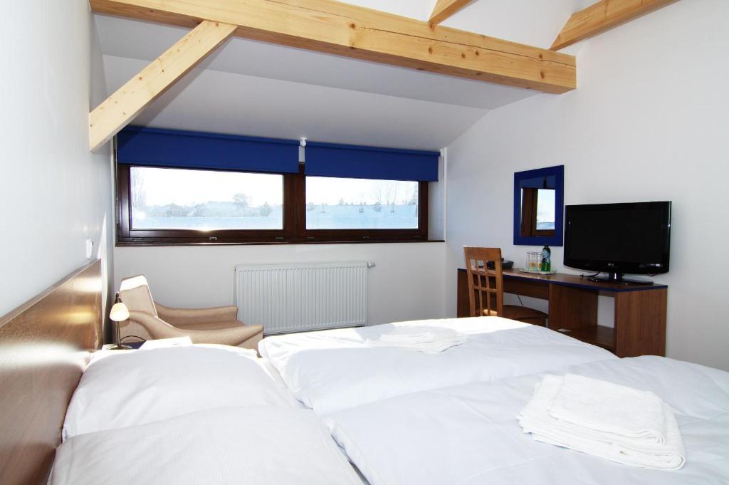 Hotel Pod Sluncem Třebíz Rum bild