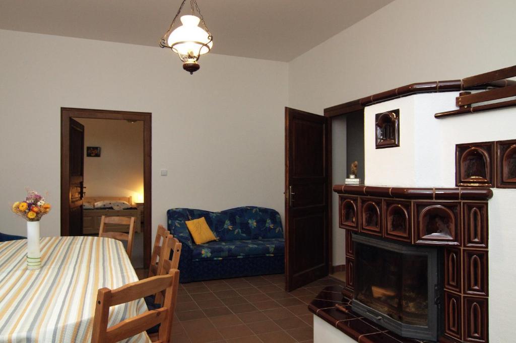 Hotel Pod Sluncem Třebíz Rum bild